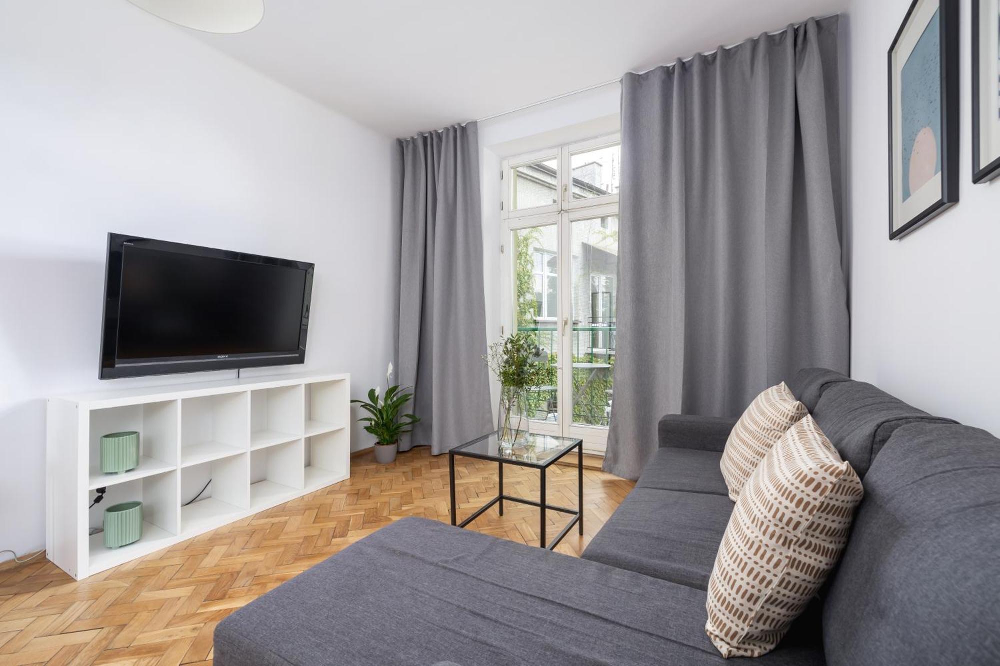 1-Bedroom Apartment With Balcony - Dluga 65 Krakow Exterior photo